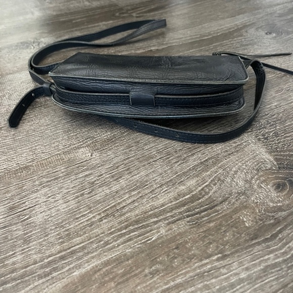 MADEWELL The Simle crossbody black leather bag quiet luxury basic minimalist - Picture 6 of 11